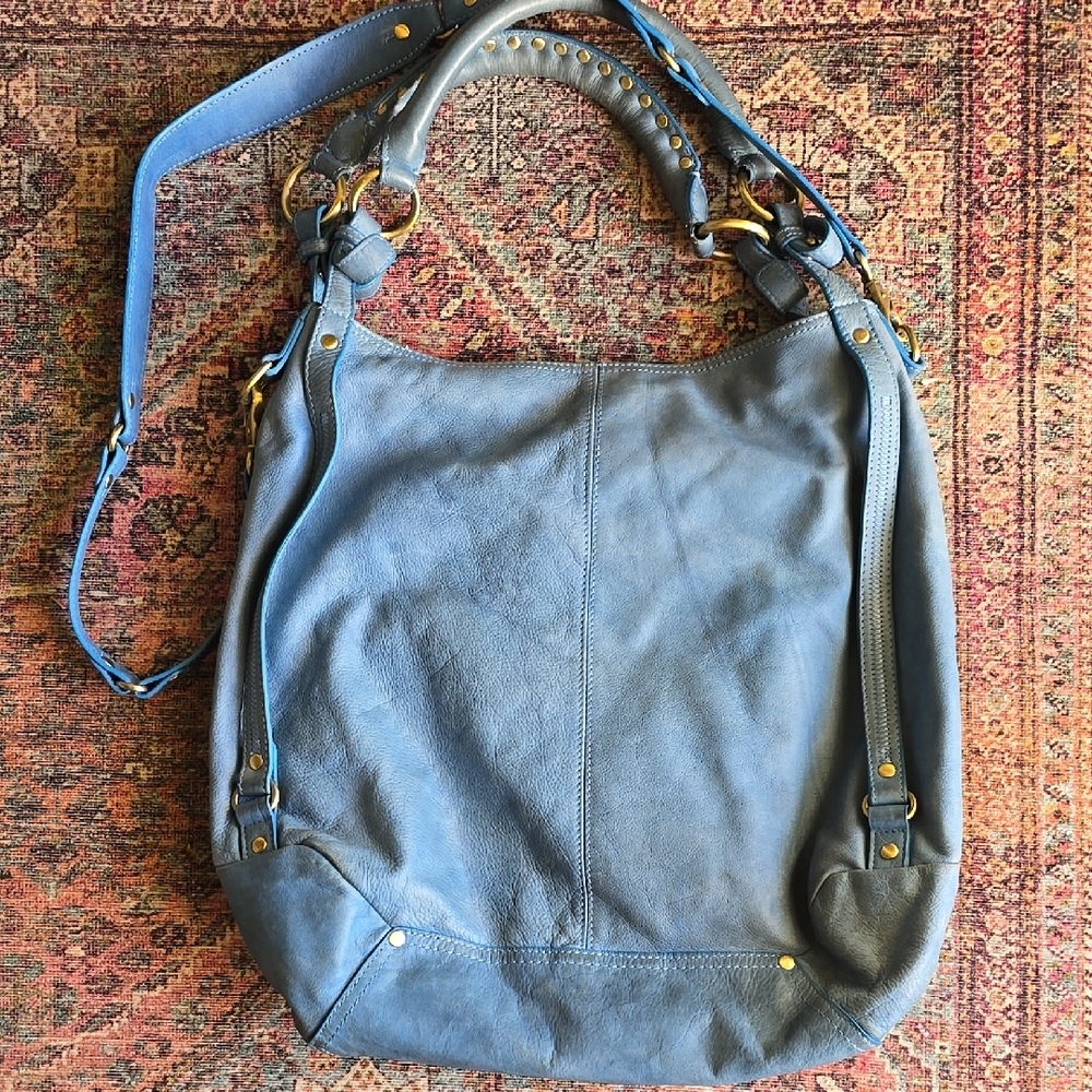 Designer Handbag - Picture 2 of 7